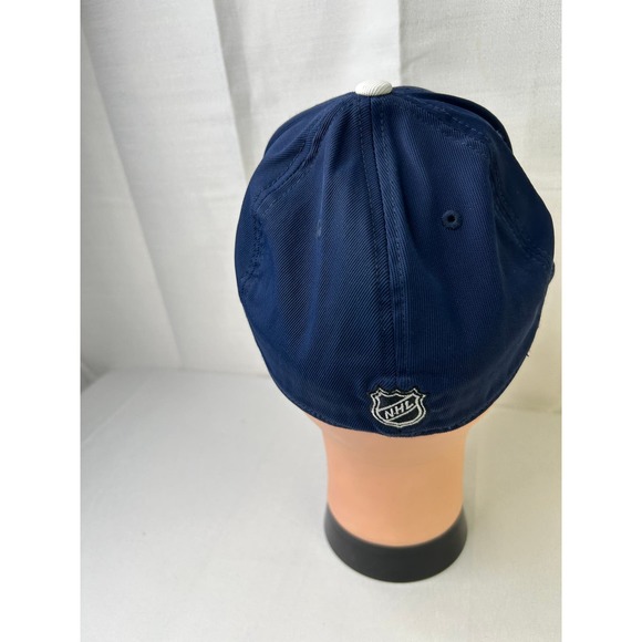 NHL 2008 Winter Classic Buffalo Ball Cap Size L XL Reebok Like New Blue - Picture 4 of 7